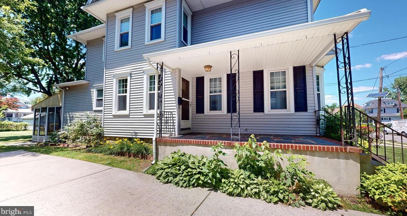 154 Oakland Ave, Camden NJ 08107-1211 exterior