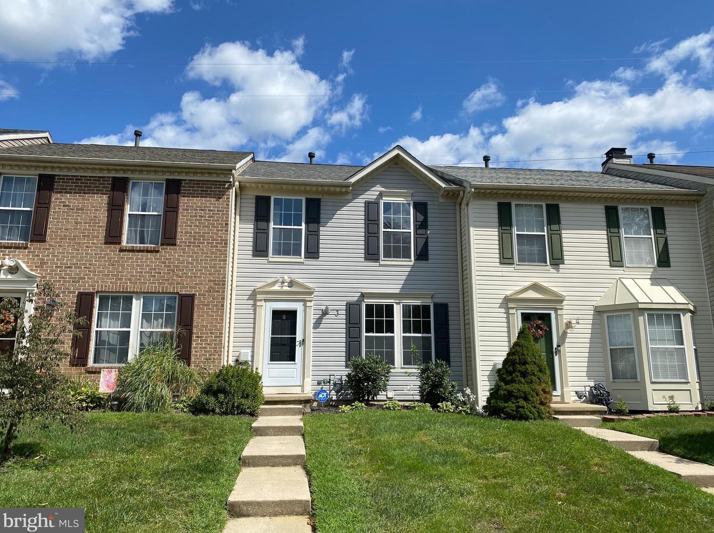 3 Coachlight Dr, Erial, NJ 08081