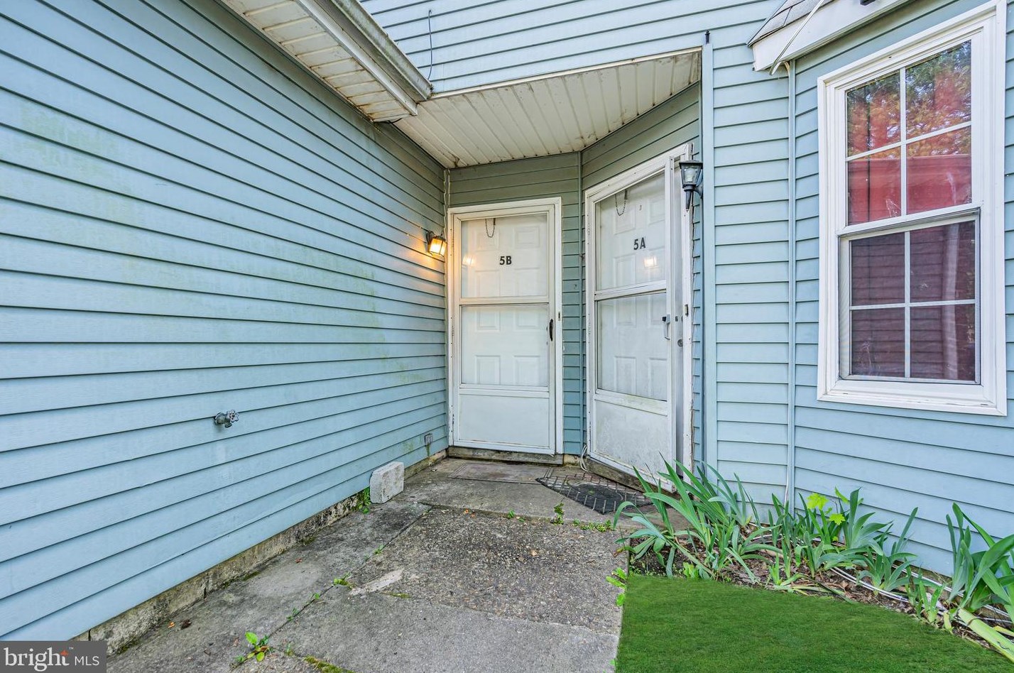 5 Harrington Ln #b, Erial, NJ 08081