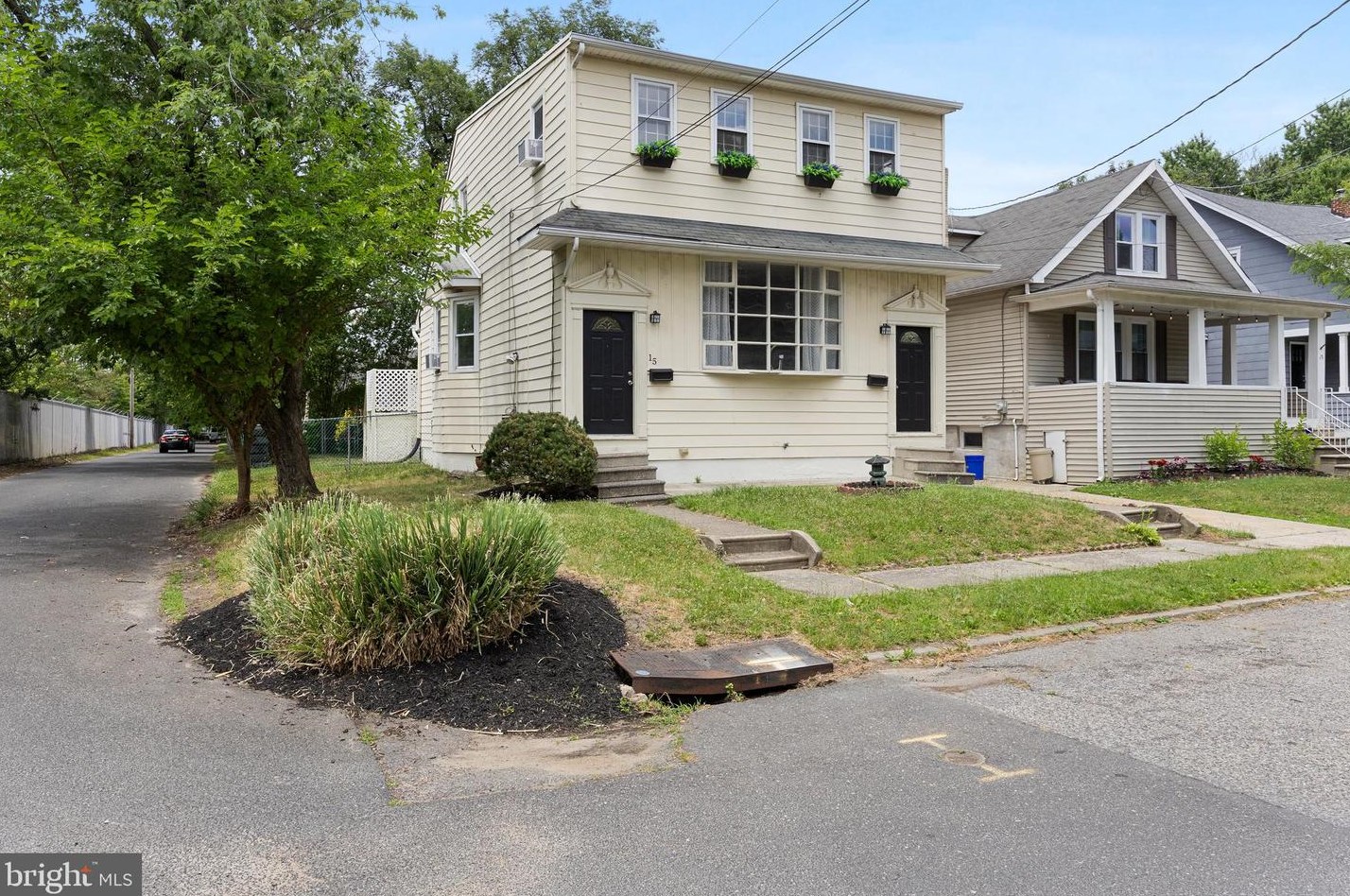 15 W Wayne Terrace, Camden, NJ 08108