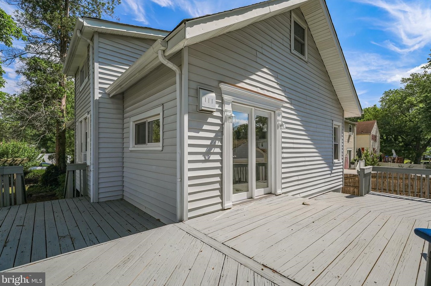 5520 Russell Ave, Camden NJ 08109-1346 exterior