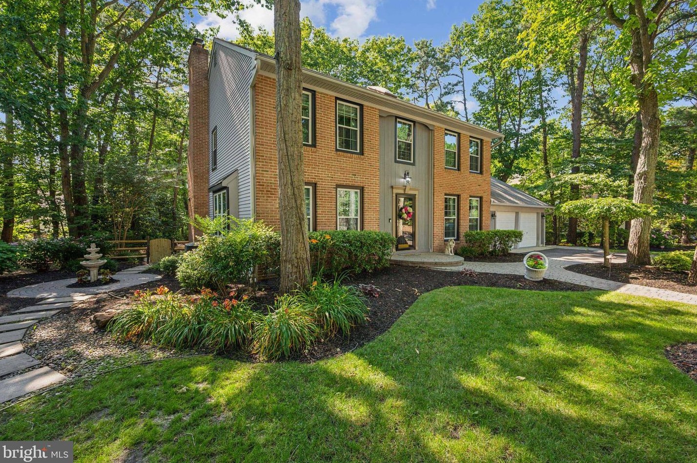 10 Kings Croft Ln, Franklin Township, NJ 08043