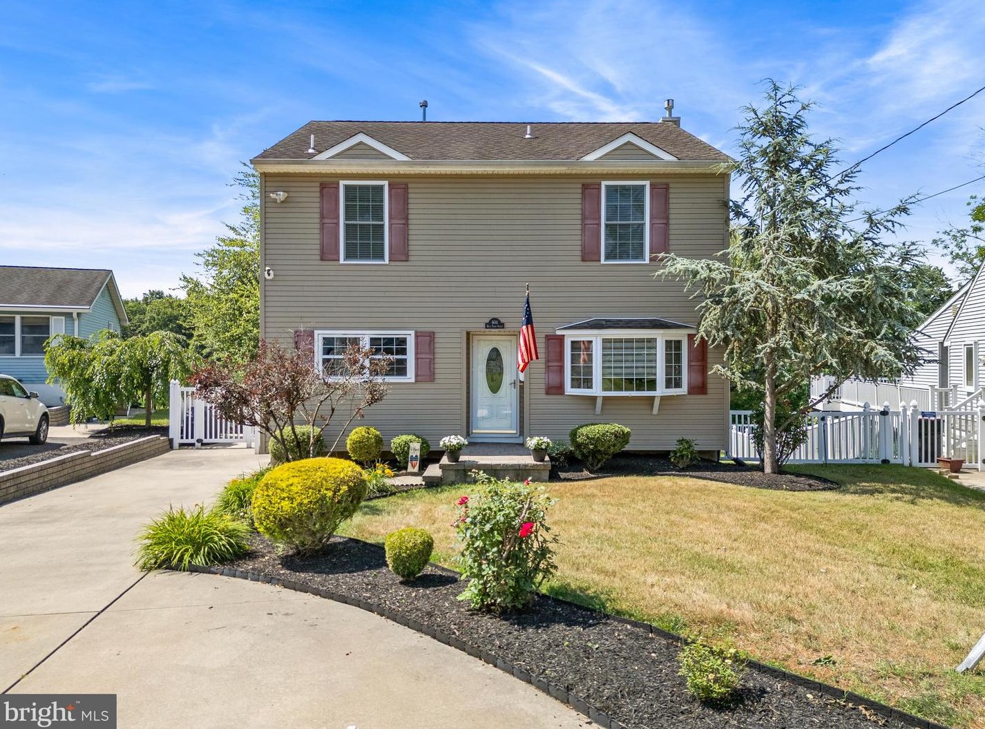 604 Front St, Glendora, NJ 08029-1018