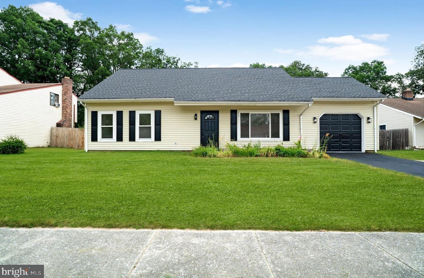 15 Eastmont Ln, Erial, NJ 08081