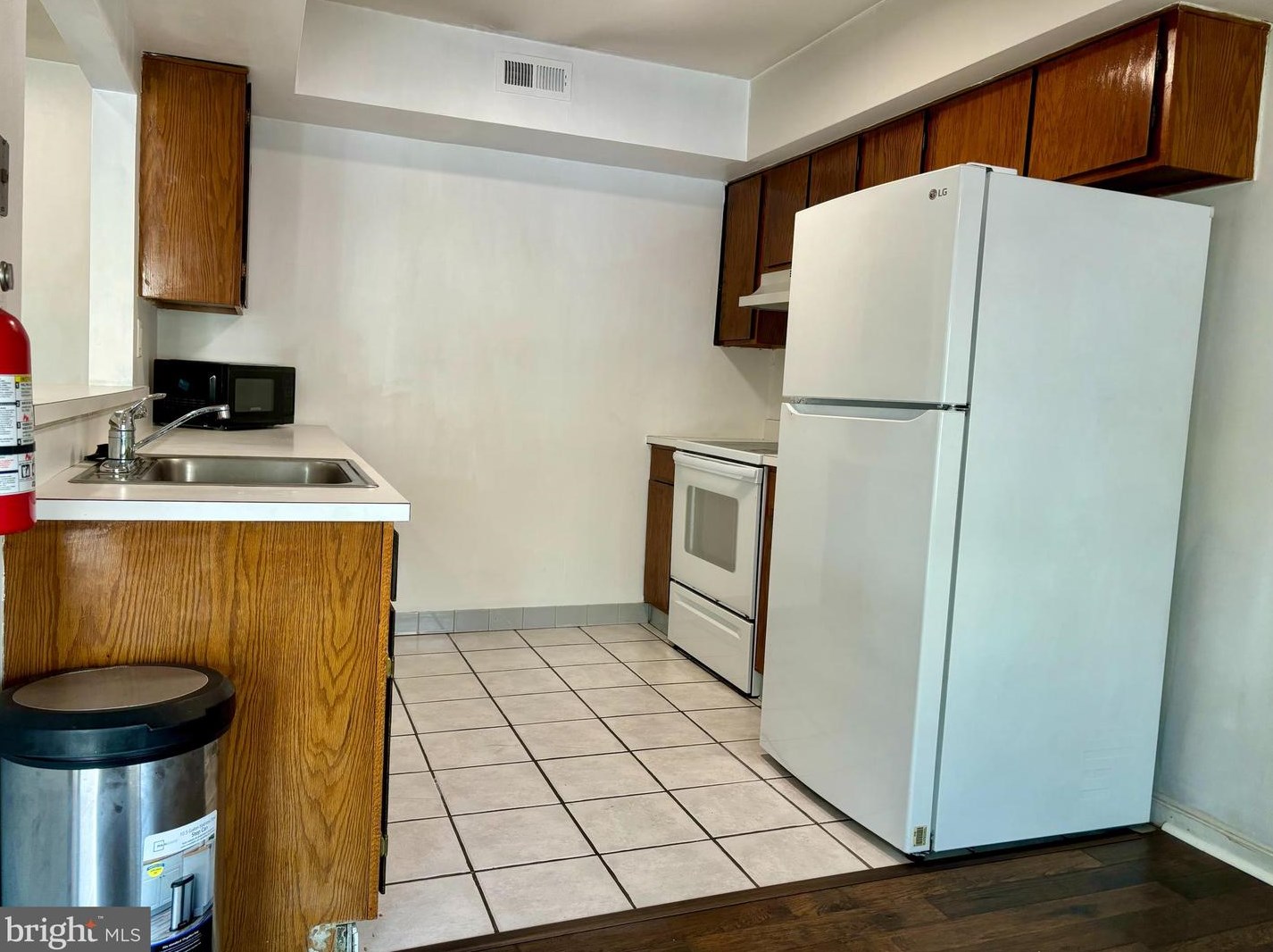 101 Gregorys Way, Franklin Township, NJ 08043