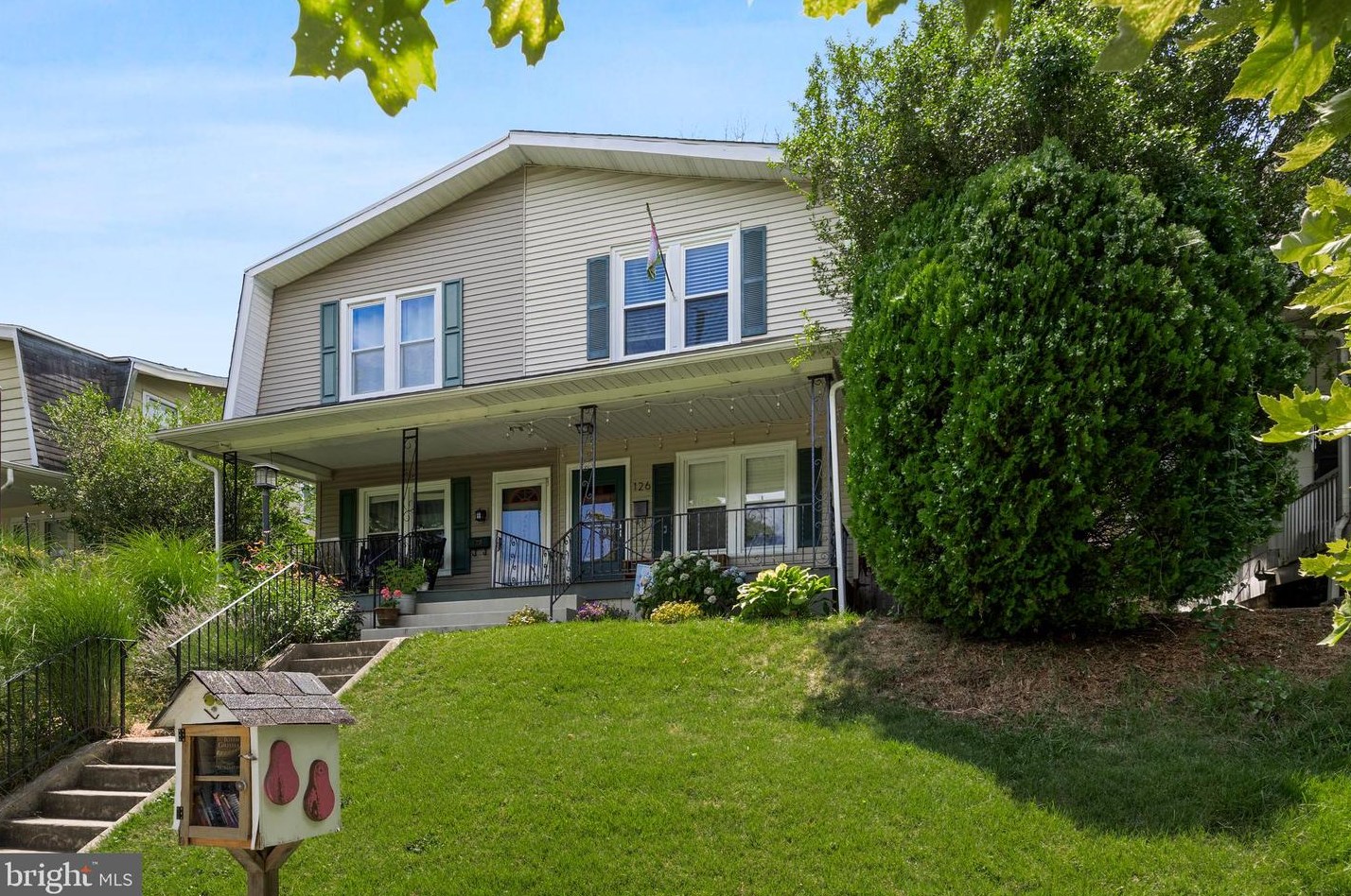 126 S Lecato Ave, Camden, NJ 08106