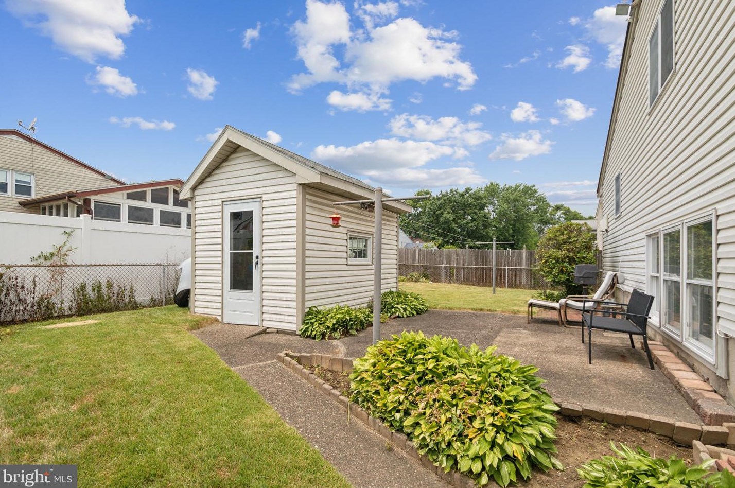 2651 Finlaw Ave, Camden NJ  08109-3116 exterior