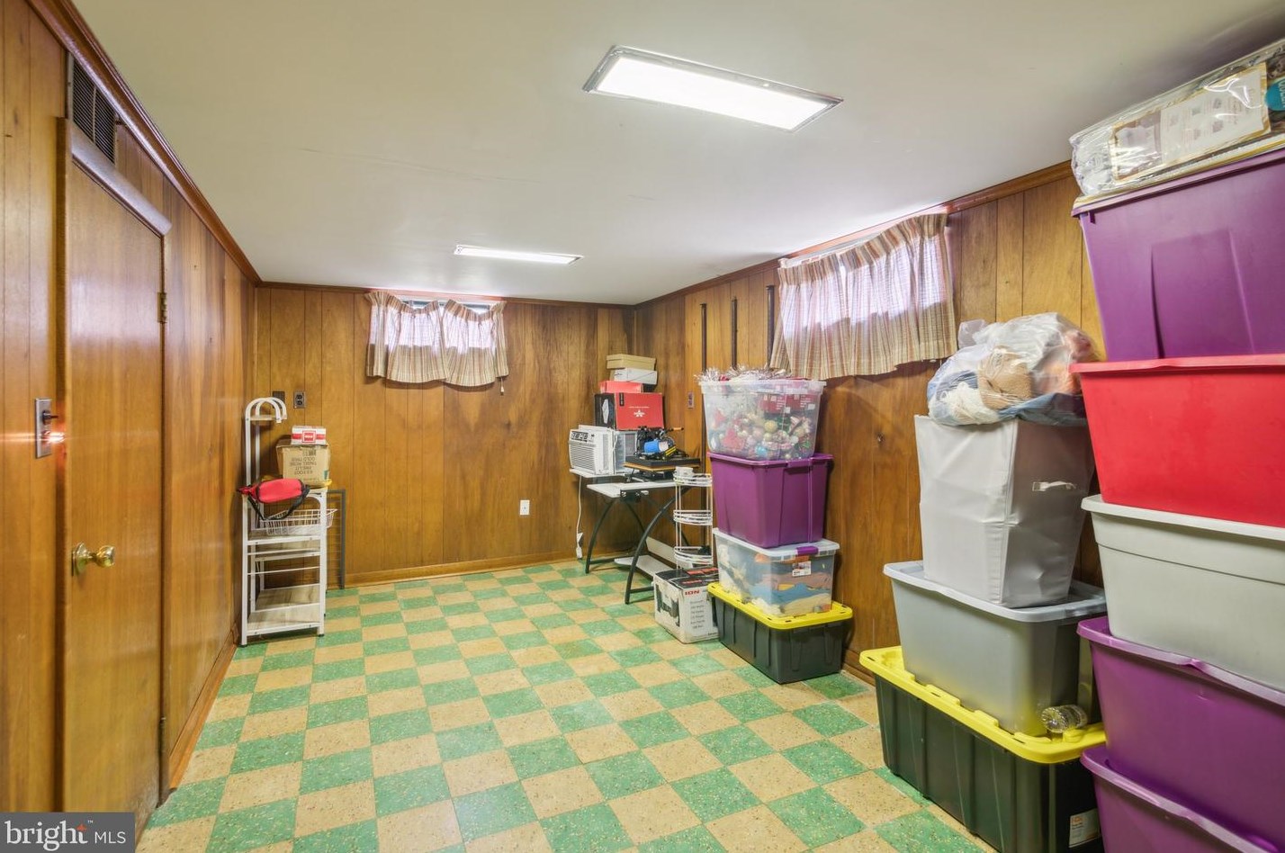 2651 Finlaw Ave, Camden NJ  08109-3116 exterior