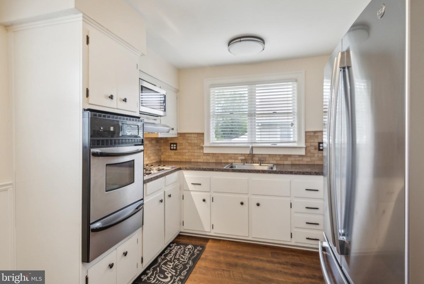 2651 Finlaw Ave, Camden NJ  08109-3116 exterior