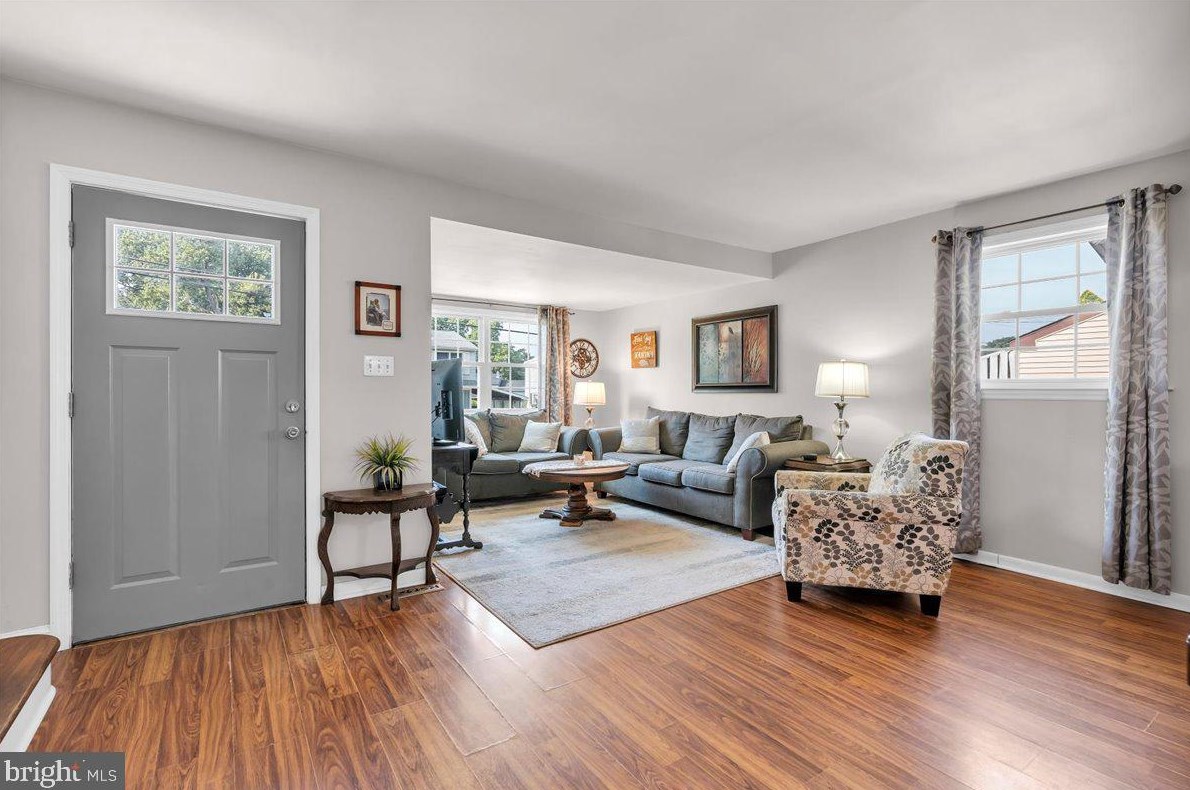 525 Cloverdale Rd, Blenheim, NJ 08012