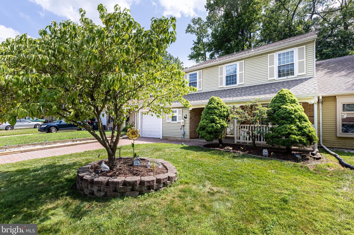 67 Wynnewood Dr, Franklin Township, NJ 08043