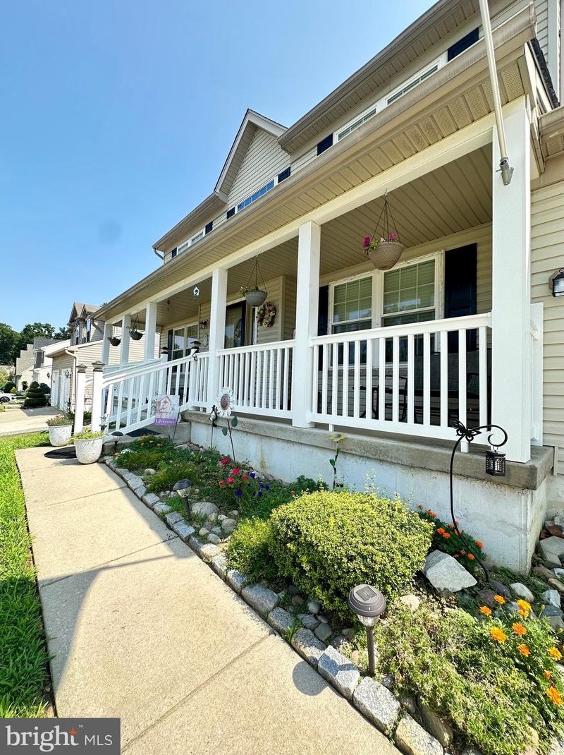 10 Autumn Ct, Blenheim, NJ 08012