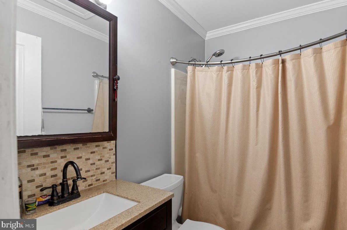 9 Annapolis Dr, Erial NJ  08081-2189 exterior