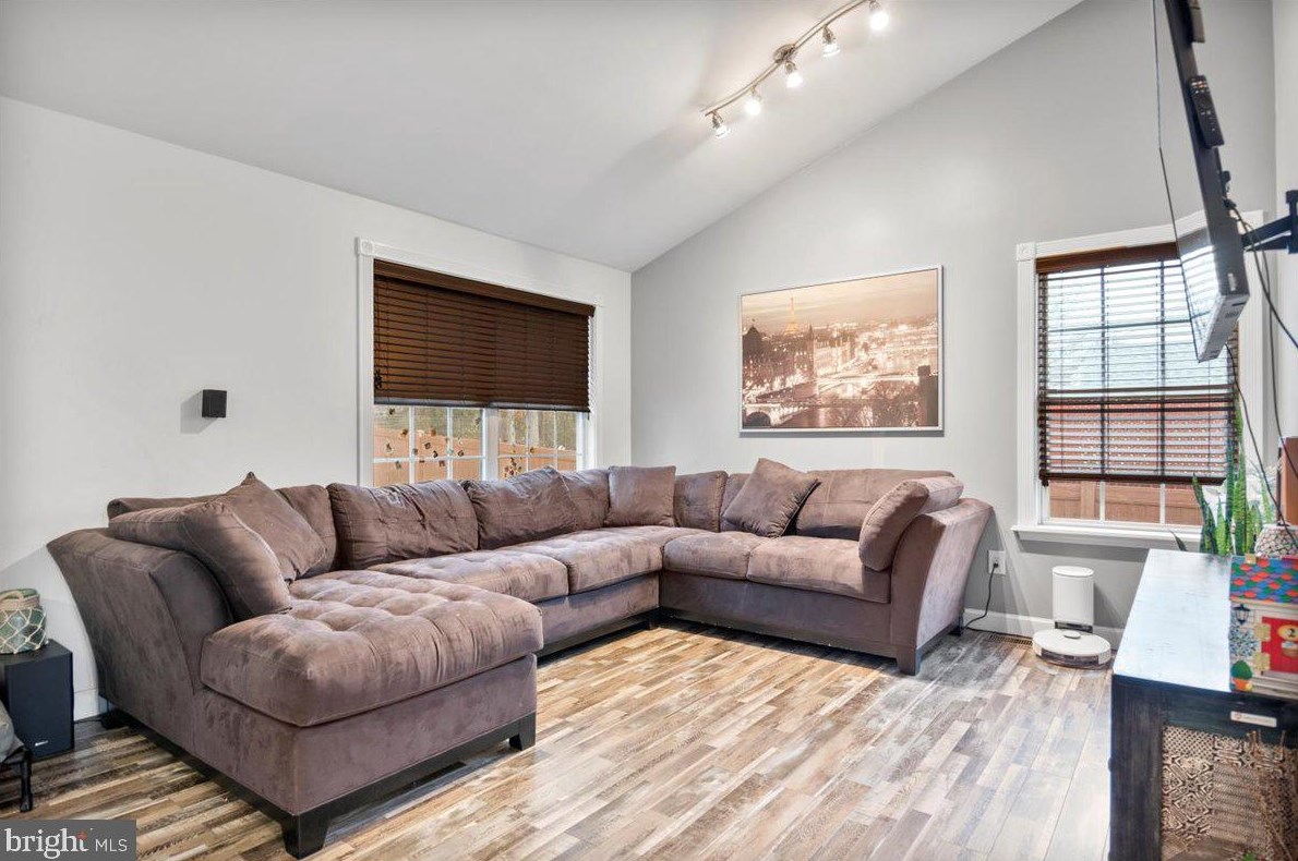 9 Annapolis Dr, Erial NJ  08081-2189 exterior