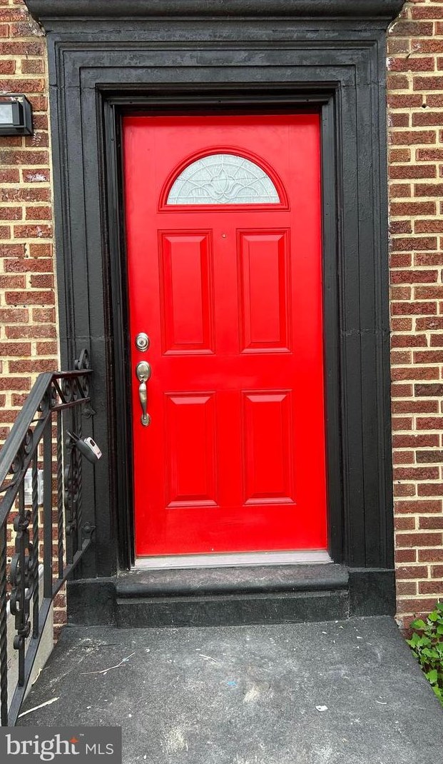 222 S 35th St, Camden, NJ 08105