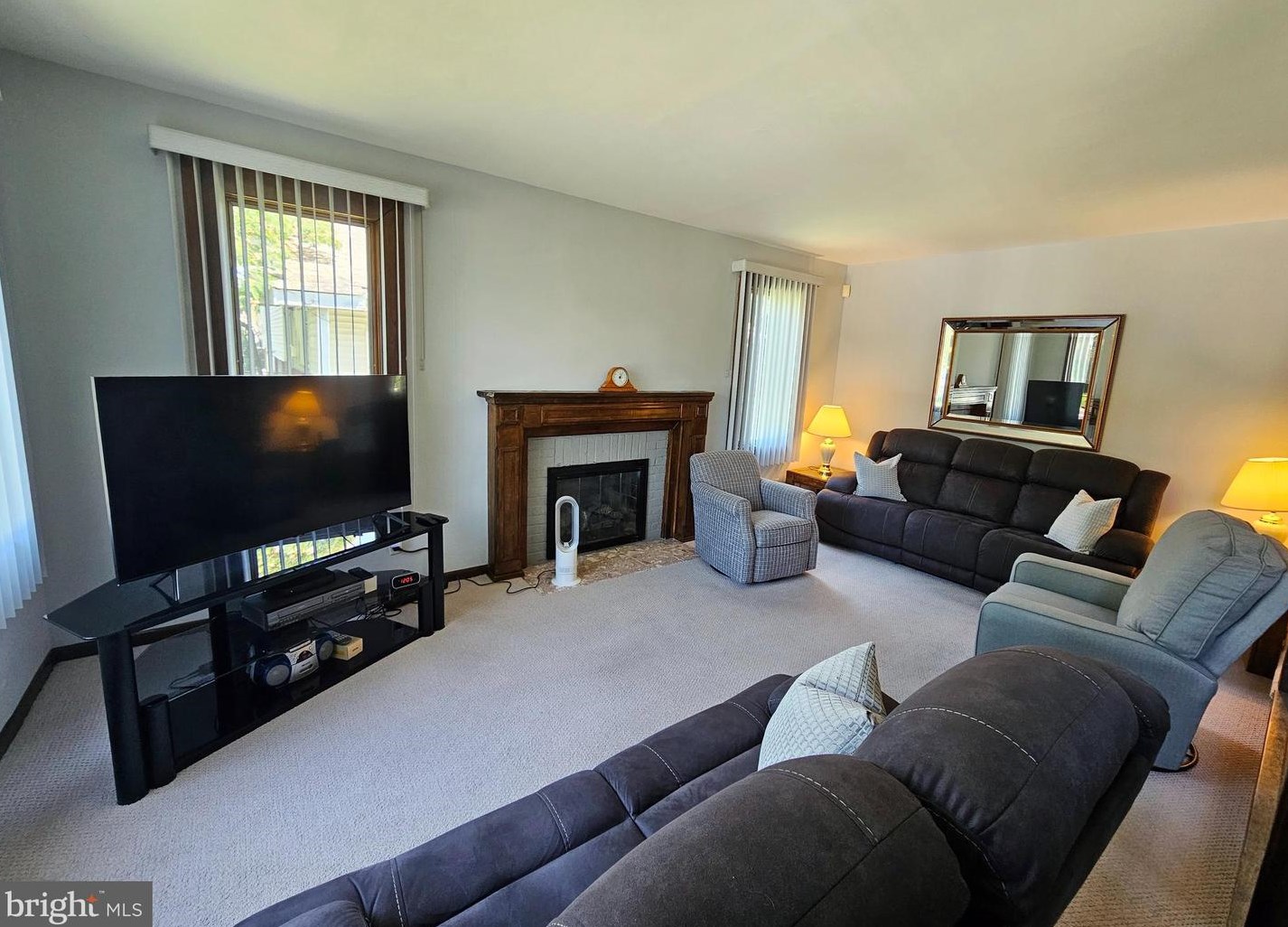 6110 Lexington Ave, Camden, NJ 08109