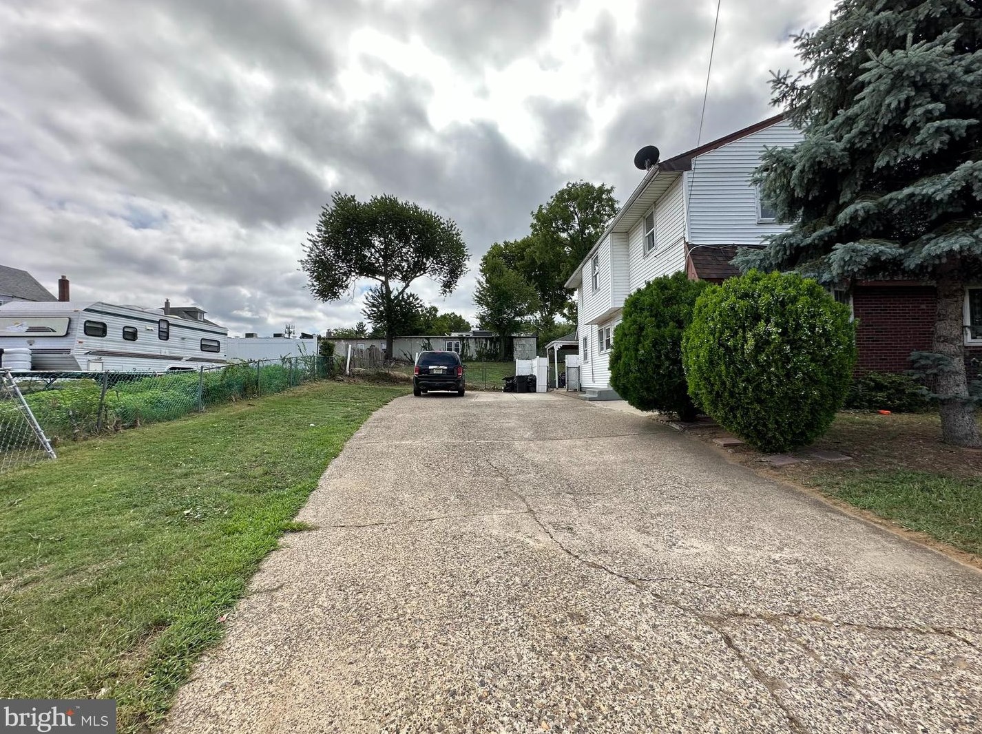 6820 Lee Ave, Camden, NJ 08110