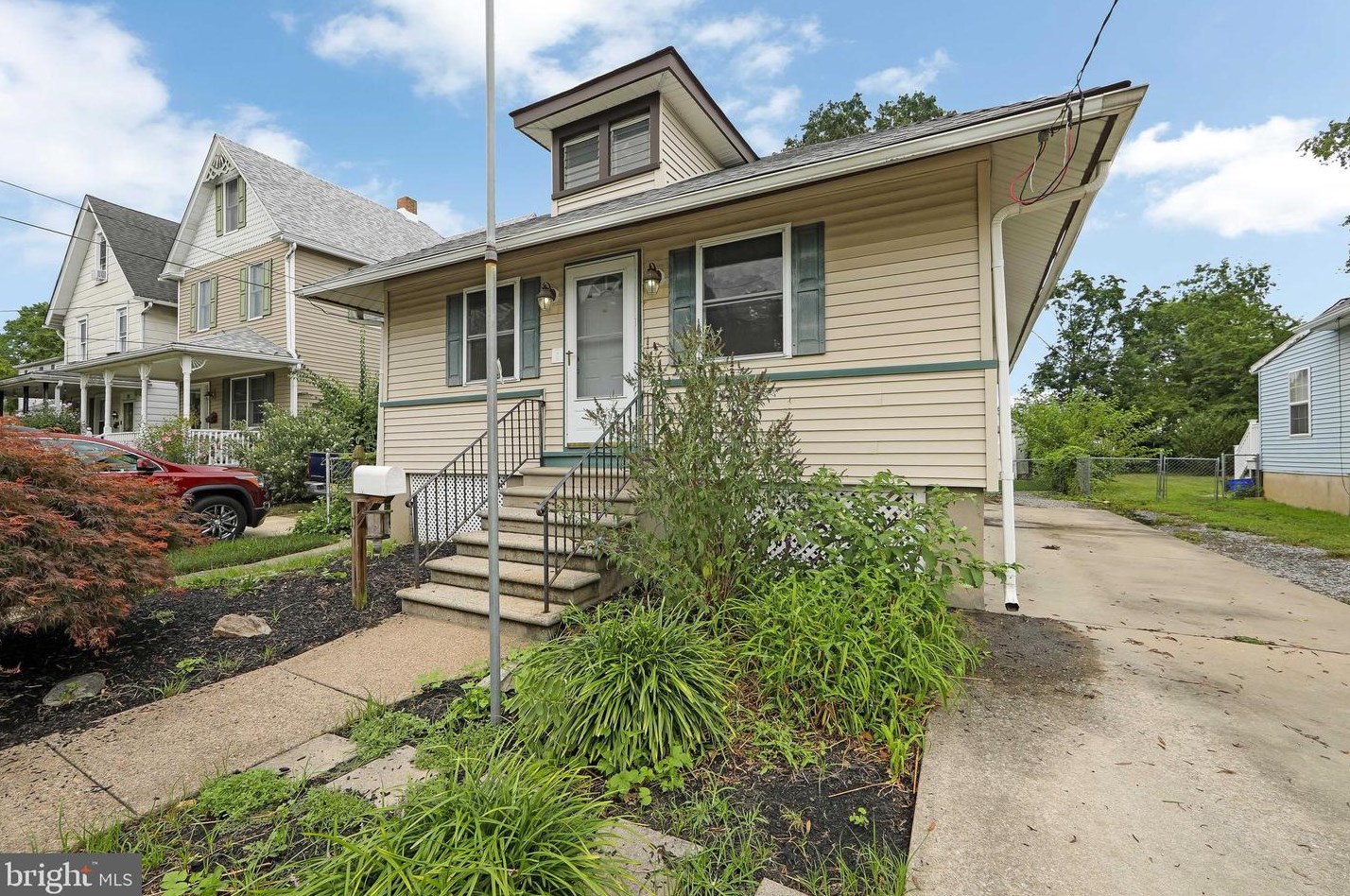 17 W Park Ave, Camden, NJ 08107