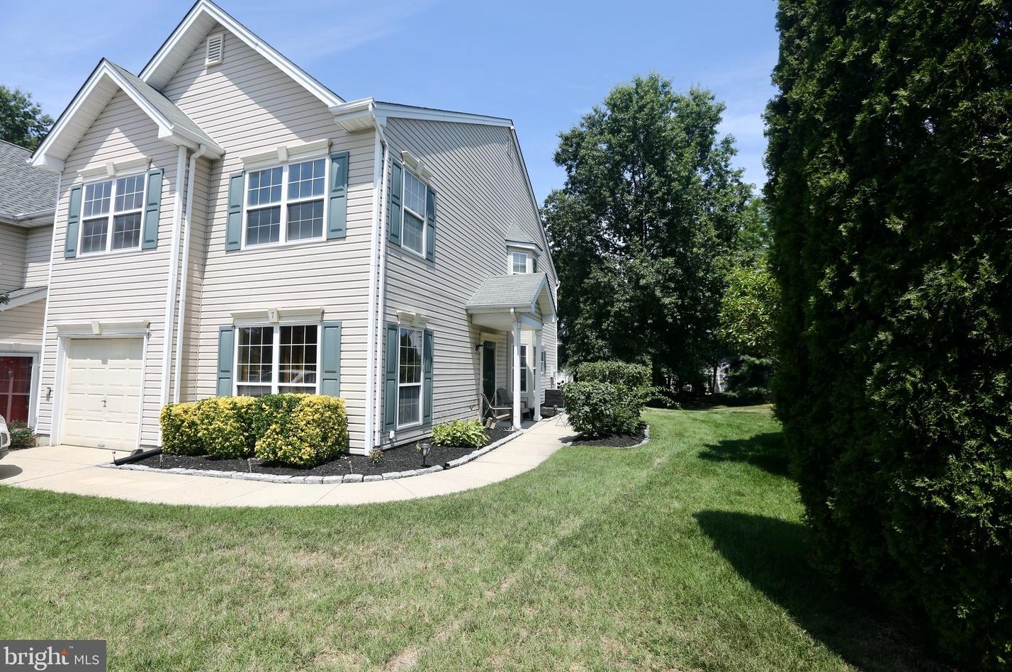 7 Sawgrass Ct, Blenheim, NJ 08012