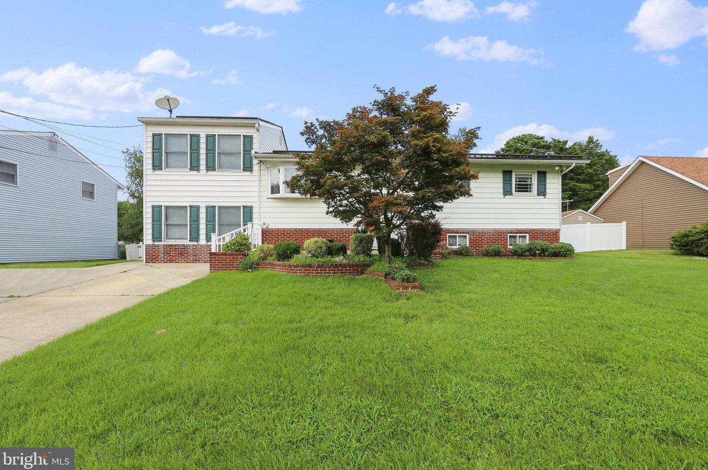 16 Wexford Rd, Gibbsboro, NJ 08026