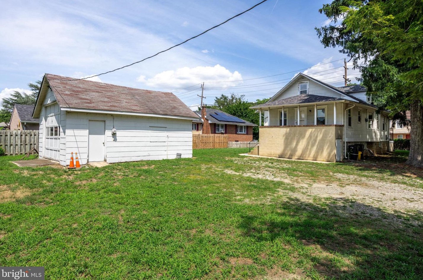 3015 Haddonfield Rd, Camden, NJ 08110