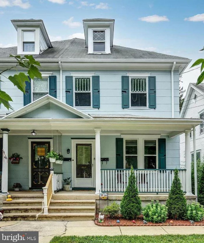 38 Walnut St #2nd Floor, Tavistock, NJ 08033