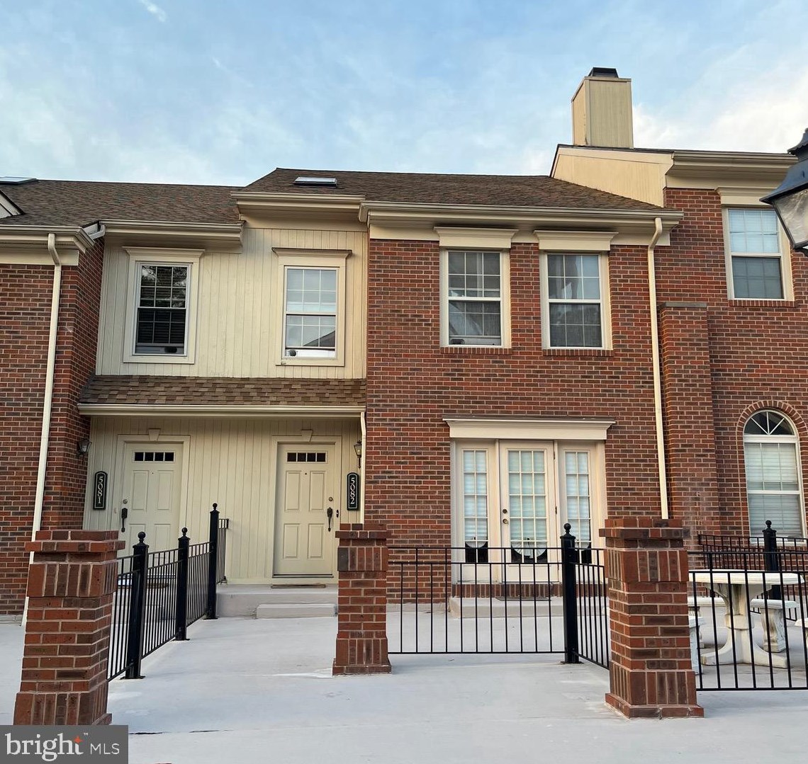 5082 Main St, Franklin Township, NJ 08043