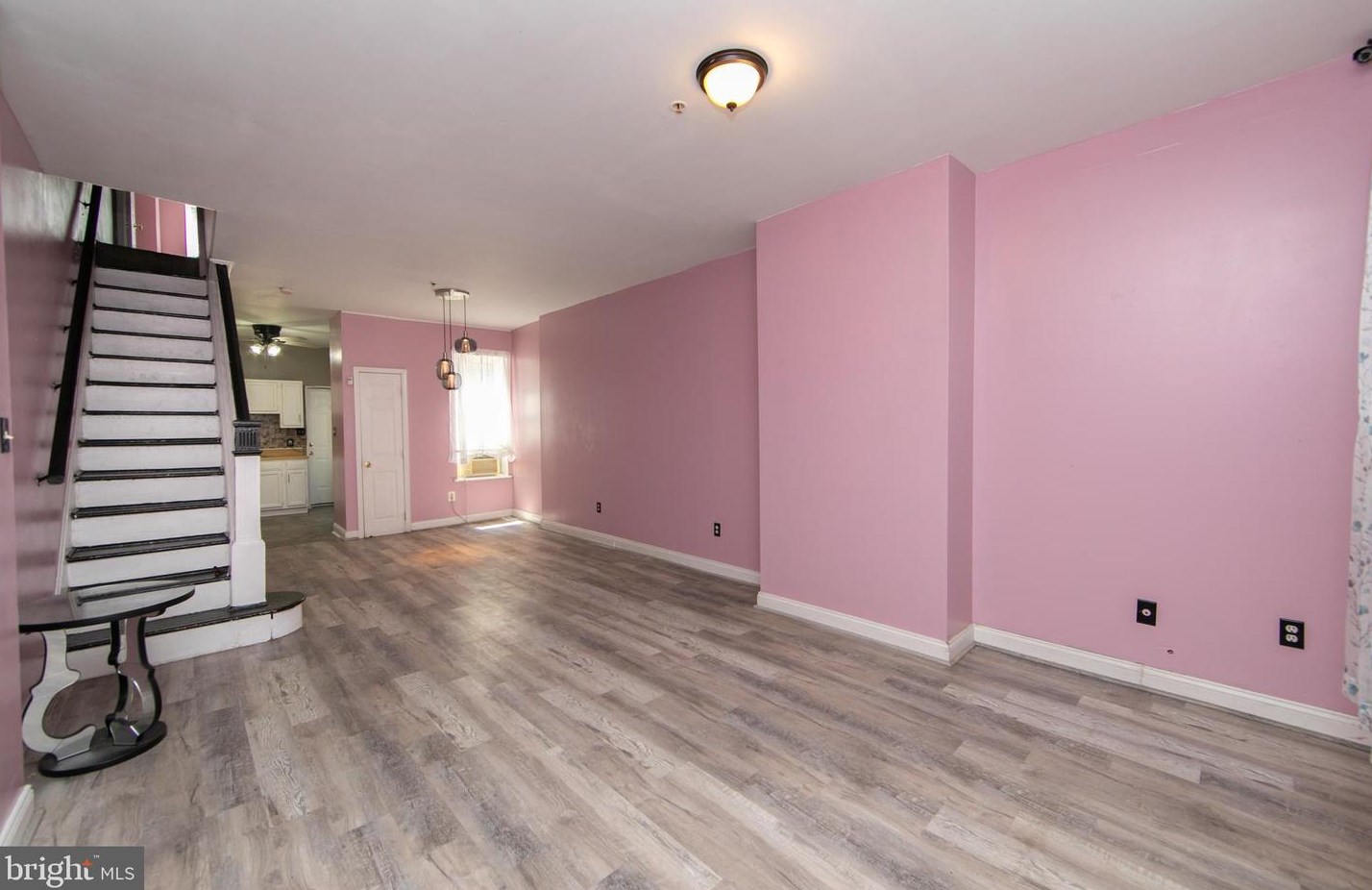 434 Viola St, Camden, NJ 08104