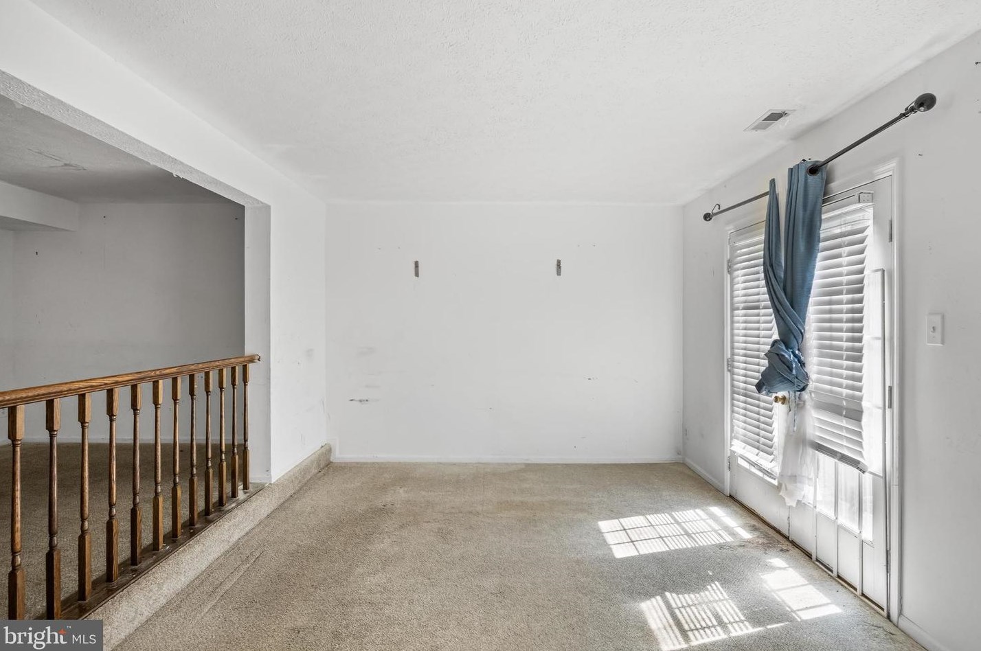 127 Villa Knoll Ct, Erial NJ  08081-2921 exterior