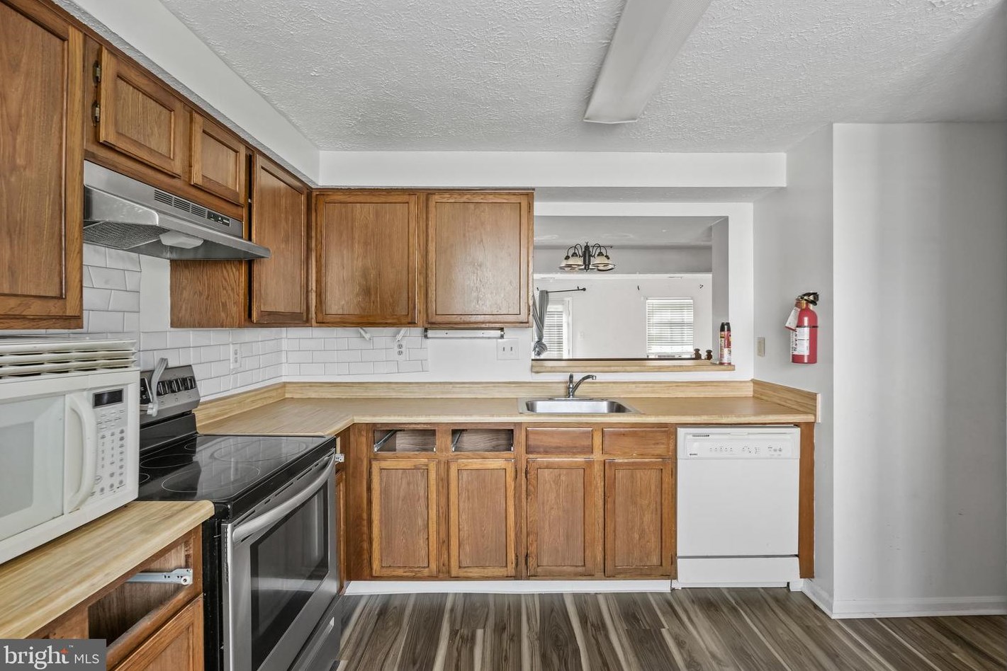 127 Villa Knoll Ct, Erial NJ  08081-2921 exterior