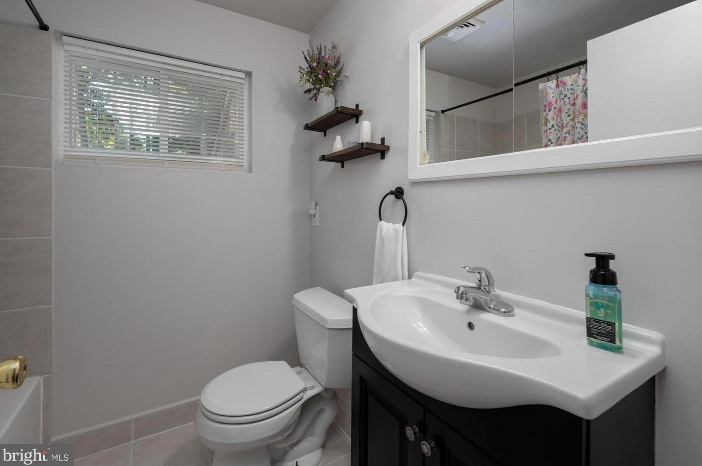 946 Chesterfield Rd, Haddonfield NJ 08033-3615 exterior