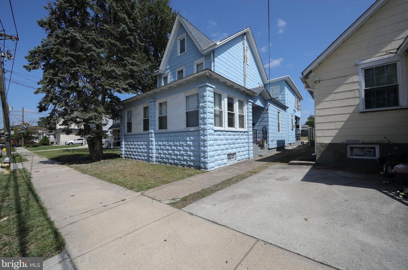 2230 41st St, Camden, NJ 08110