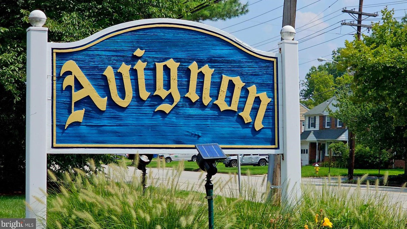 103 Avignon Way, Camden, NJ 08109