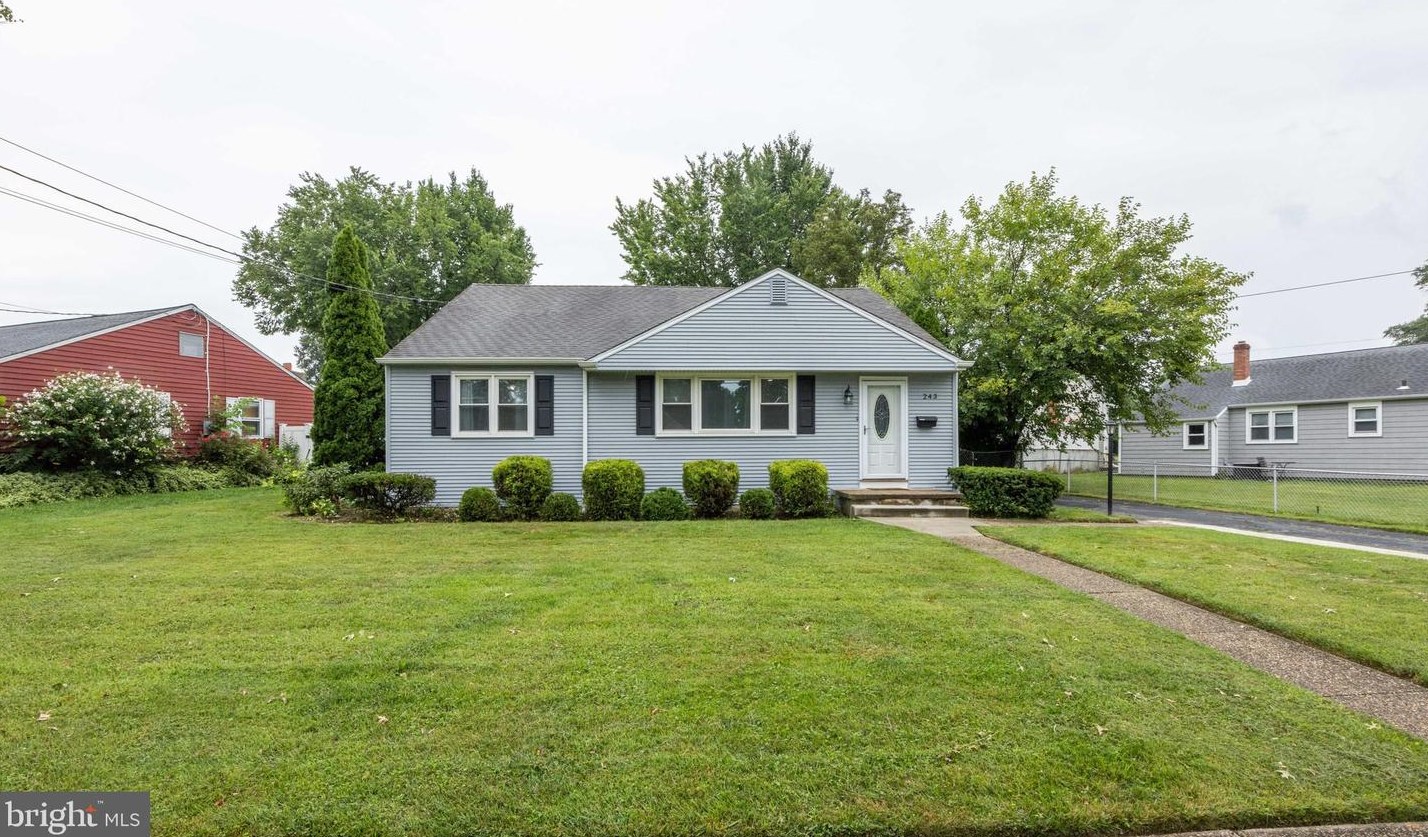 243 Ward Ave, Camden, NJ 08106