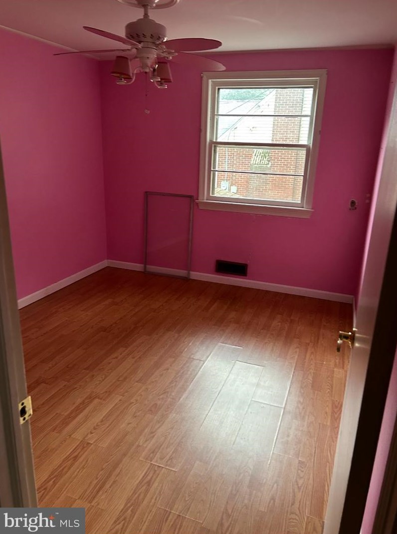 509 Strawbridge Ave, Camden NJ  08108-1814 exterior