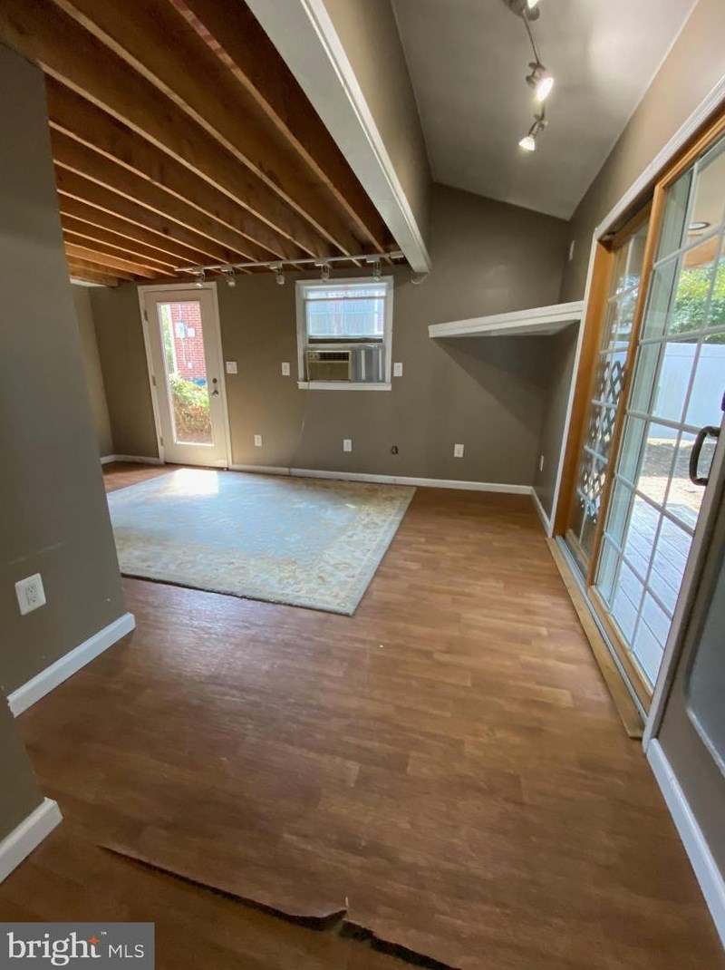 509 Strawbridge Ave, Camden NJ  08108-1814 exterior