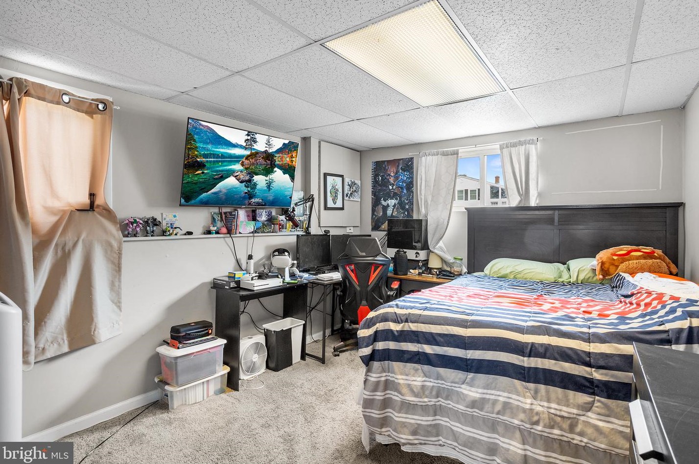 2633 Finlaw Ave, Camden NJ 08109-3117 exterior