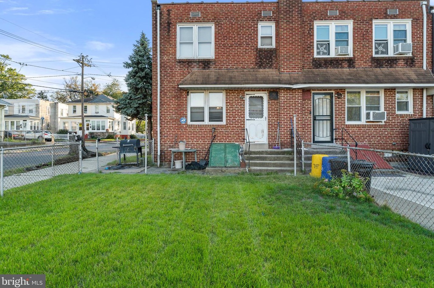 400 N 37th St, Camden, NJ 08110