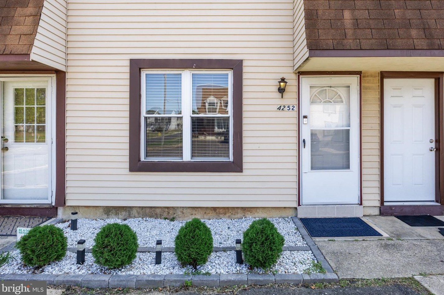 4252 Johnson Ct, Camden, NJ 08110