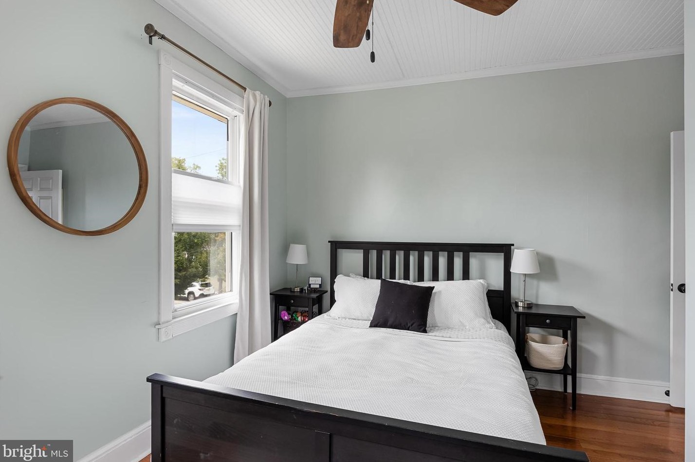 6348 Irving Ave, Camden NJ 08109-2419 exterior