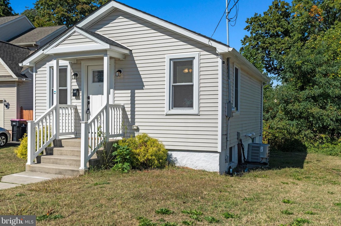 437 Ridge Ave, Glendora, NJ 08029
