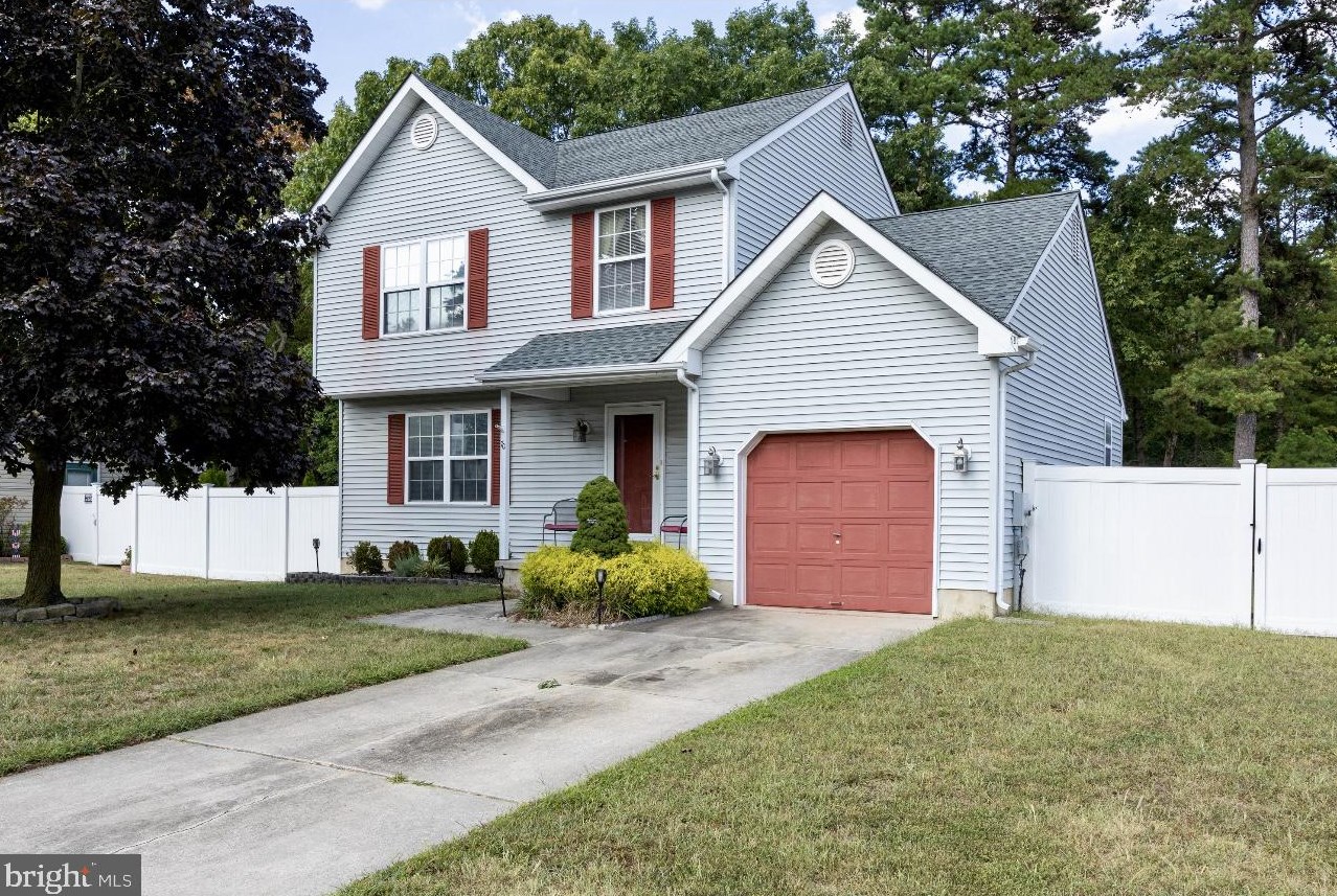 70 Country Club Rd, Pine Hill, NJ 08021