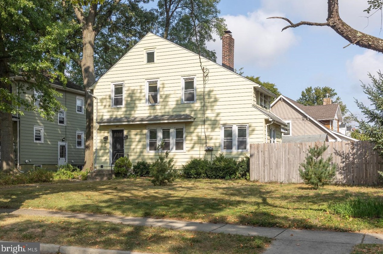 285 New Jersey Ave, Collingswood, NJ 08108