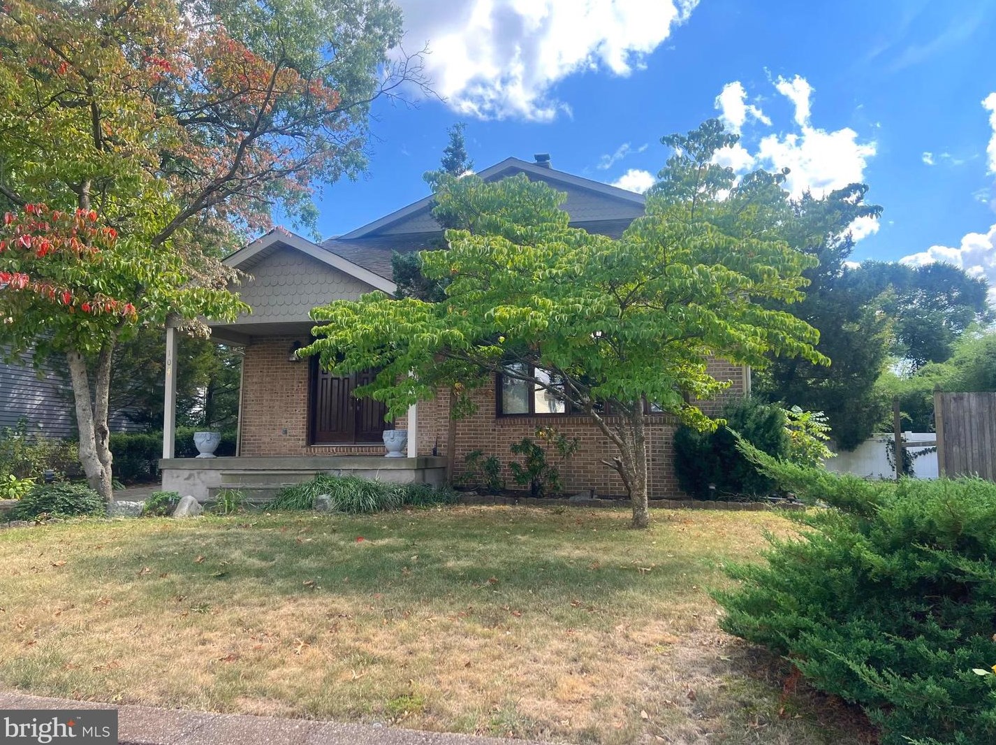104 W Evesham Rd, Glendora, NJ 08029