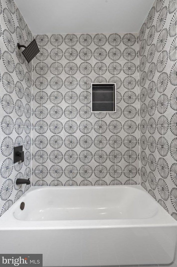 307 Cooper St, Camden NJ  08102-1116 exterior