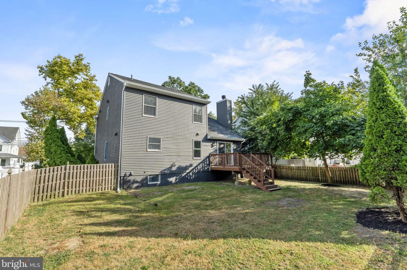 307 Cooper St, Camden NJ  08102-1116 exterior