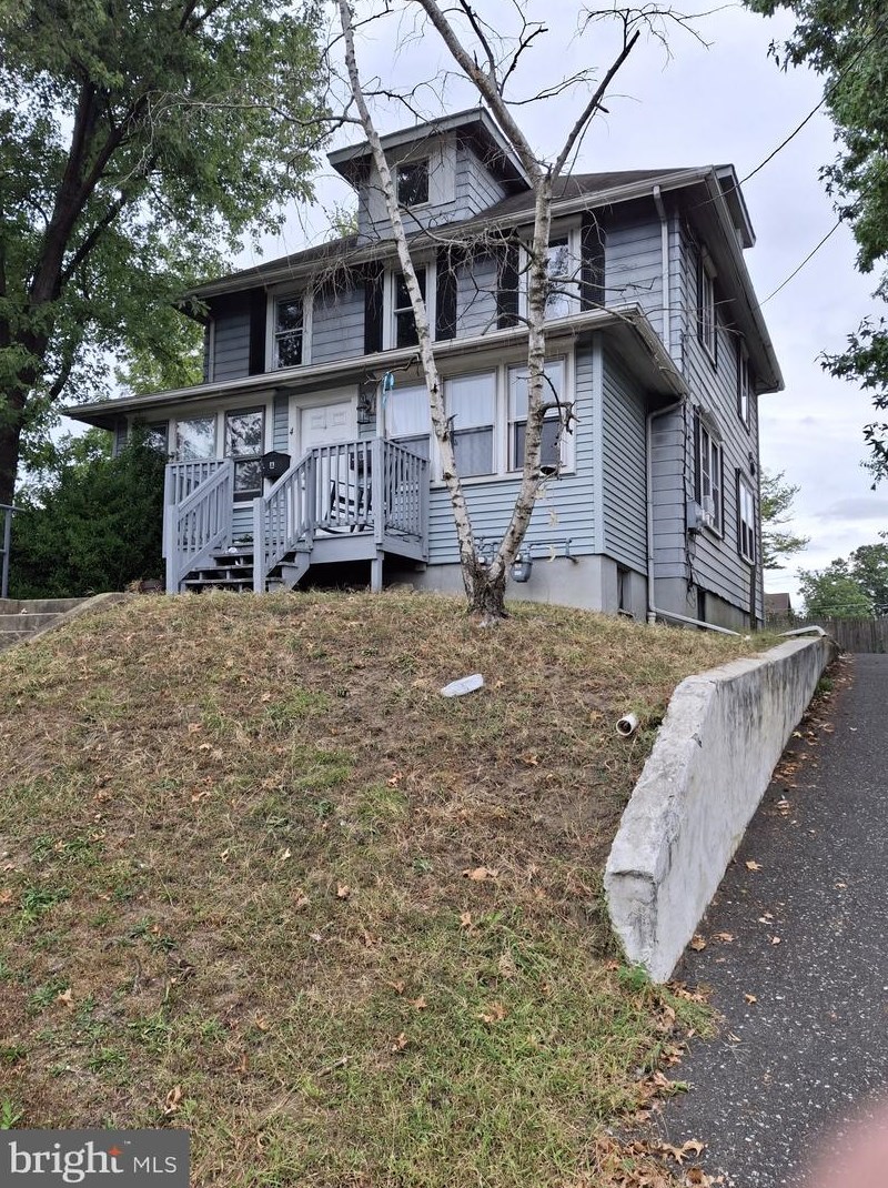 4 Pacific Ave, Camden, NJ 08108