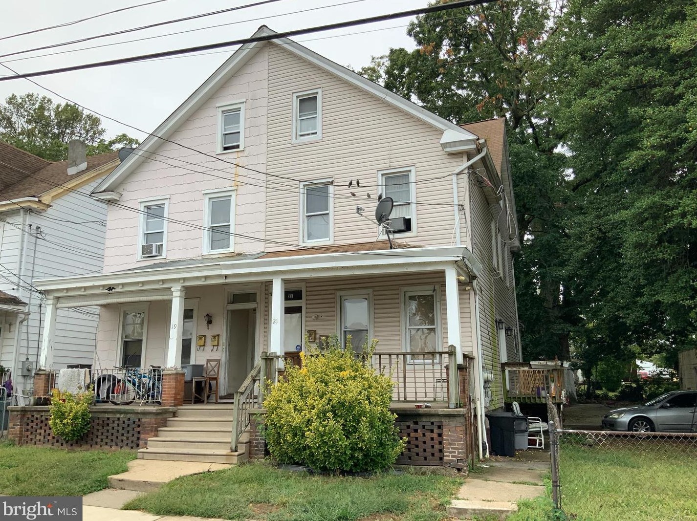 21 N 33rd St, Camden, NJ 08105