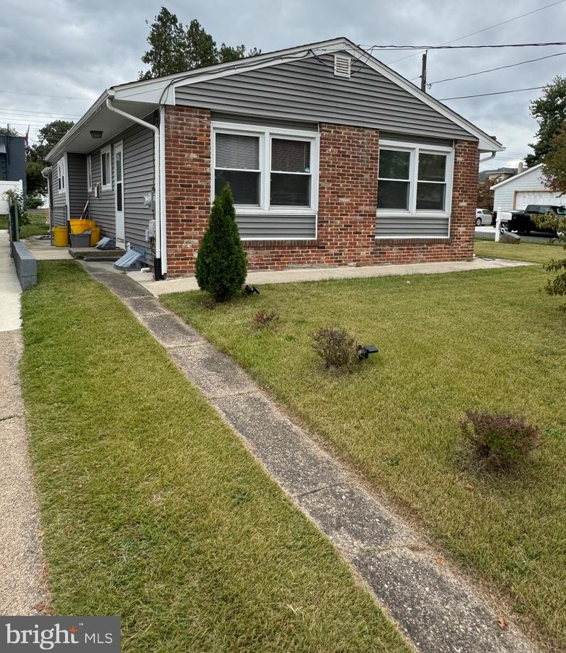 430 Bridgeview Ave, Camden, NJ 08110