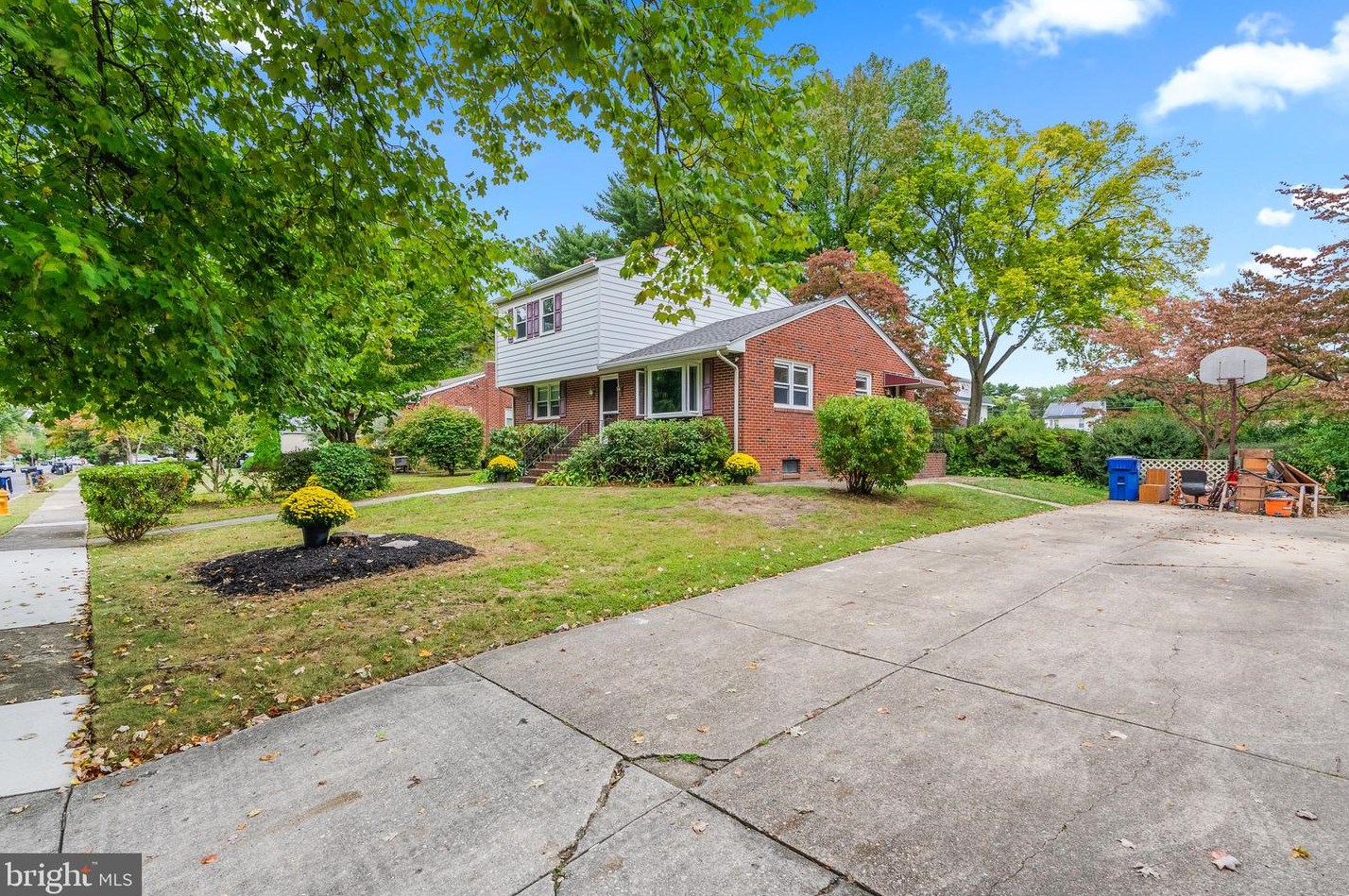 219 Camden Ave, Franklin Township, NJ 08043